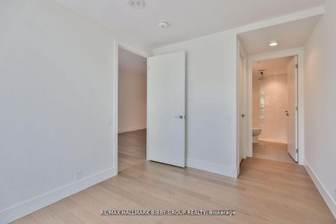 Photo 14 at 308 - 1414 Bayview Avenue, Mount Pleasant East, Toronto
