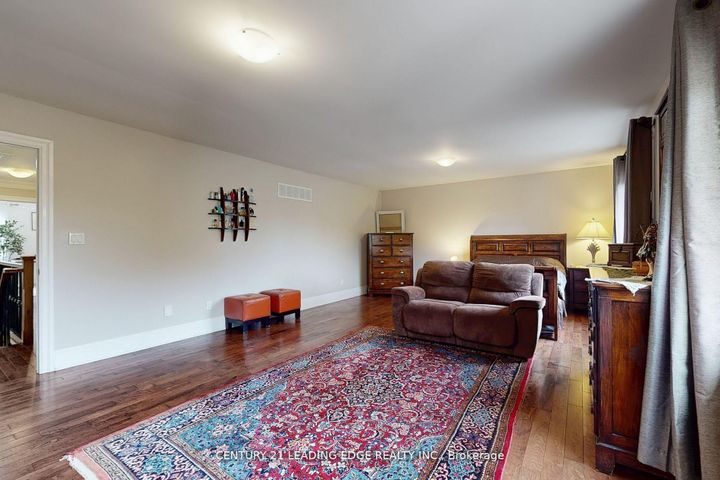 Photo 14 at 11 Bellvare Crescent, Maryvale, Toronto