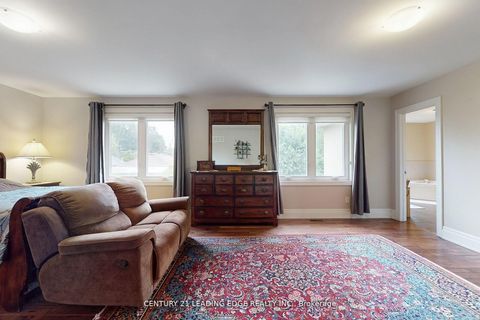 Photo 15 at 11 Bellvare Crescent, Maryvale, Toronto