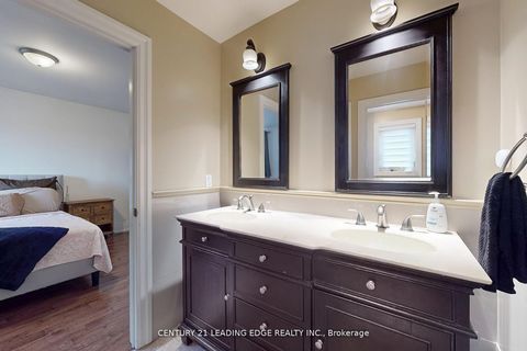 Photo 26 at 11 Bellvare Crescent, Maryvale, Toronto