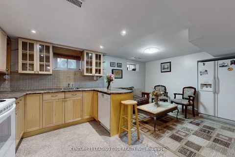 Photo 33 at 11 Bellvare Crescent, Maryvale, Toronto