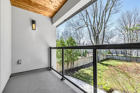 Photo 30 at 66 Hawkridge Avenue, Bullock, Markham