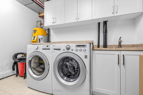 Photo 46 at 66 Hawkridge Avenue, Bullock, Markham