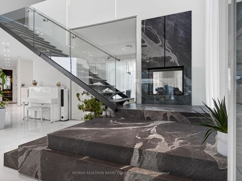 Photo 12 at 8 Cadmus Road, Newtonbrook East, Toronto