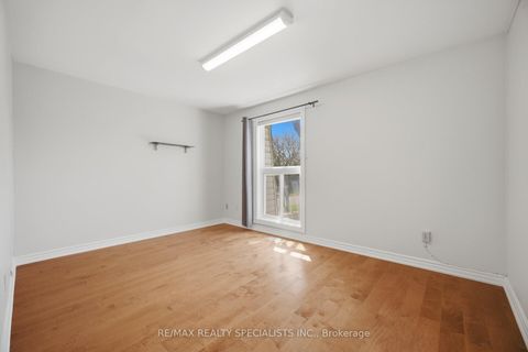 Photo 26 at 106 - 701 Burnhamthorpe Road, Markland Wood, Toronto