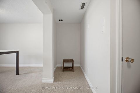 Photo 40 at 106 - 701 Burnhamthorpe Road, Markland Wood, Toronto