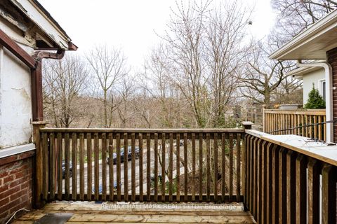 Photo 17 at 167 Welland Avenue, Moore Park, Toronto