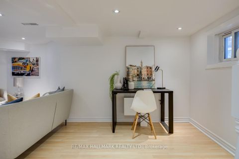 Photo 23 at 167 Welland Avenue, Moore Park, Toronto