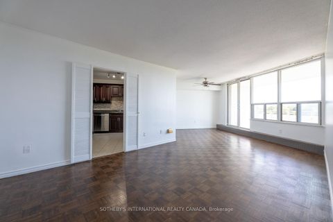 Photo 2 at 706 - 60 Pavane Link Way, Flemingdon Park, Toronto