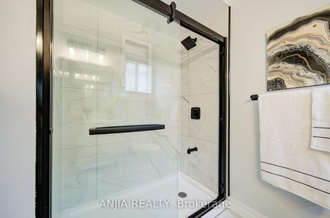 Photo 27 at 503 Caboto Trail, South Unionville, Markham