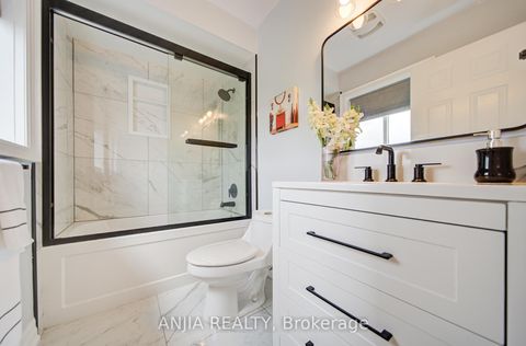 Photo 32 at 503 Caboto Trail, South Unionville, Markham