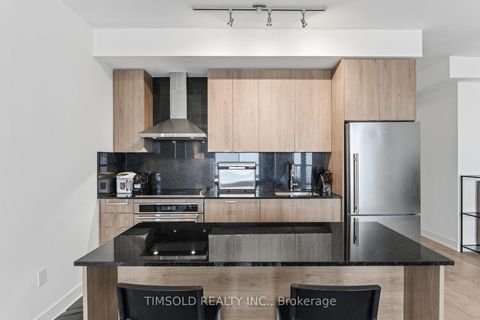 Photo 13 at 4136 - 5 Mabelle Avenue, City Centre West, Toronto