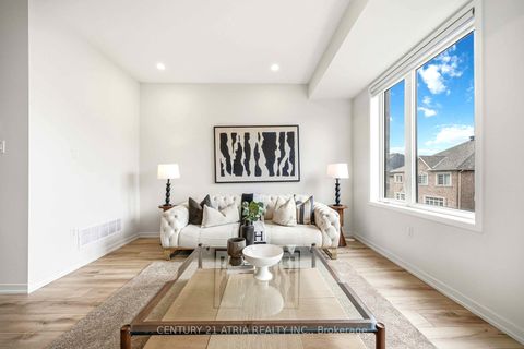 Photo 7 at 93 Rattenbury Road, Patterson, Vaughan