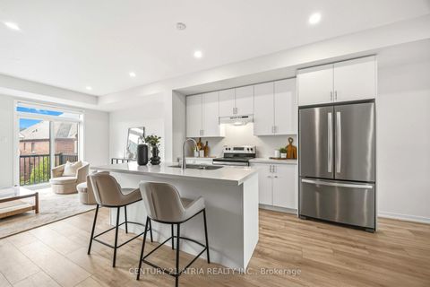 Photo 14 at 93 Rattenbury Road, Patterson, Vaughan