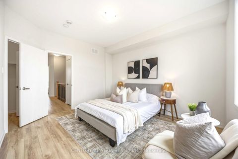 Photo 17 at 93 Rattenbury Road, Patterson, Vaughan