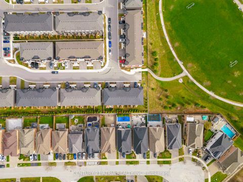 Photo 37 at 93 Rattenbury Road, Patterson, Vaughan