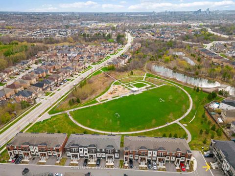 Photo 40 at 93 Rattenbury Road, Patterson, Vaughan