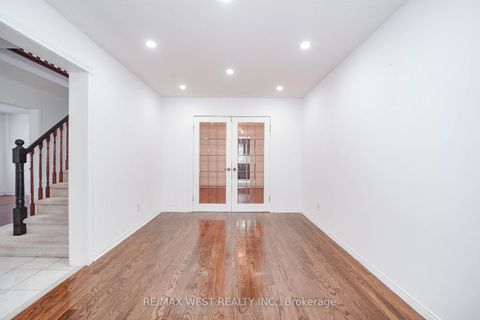 Photo 2 at 120 Littles Road, Rouge E11, Toronto