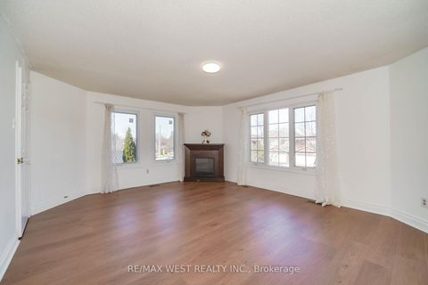 Photo 7 at 120 Littles Road, Rouge E11, Toronto