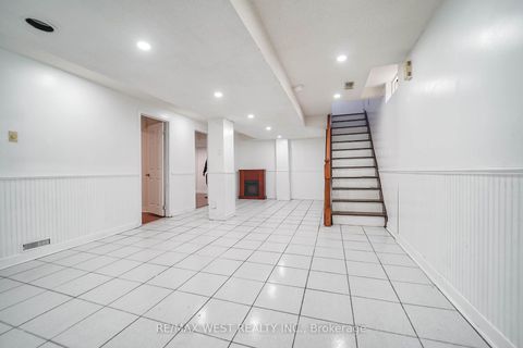 Photo 10 at 120 Littles Road, Rouge E11, Toronto