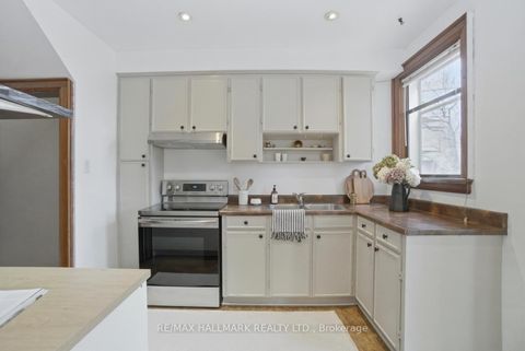 Photo 4 at 263 Humbercrest Boulevard, Bloor West Village, Toronto