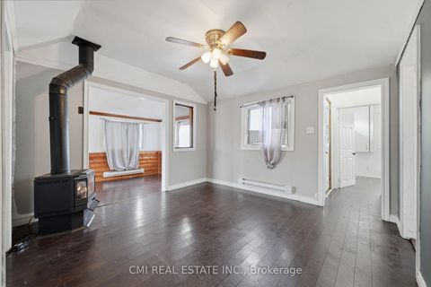 Photo 10 at 795 Third Avenue, Historic Lakeshore Communities, Georgina