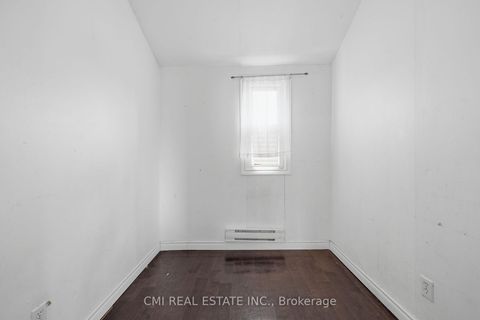 Photo 11 at 795 Third Avenue, Historic Lakeshore Communities, Georgina