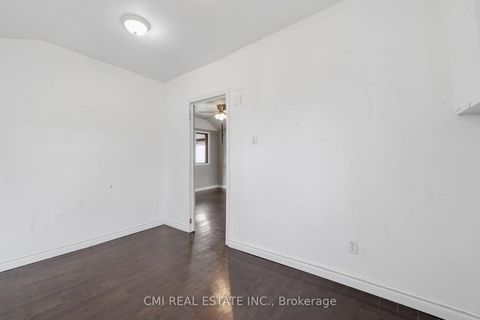 Photo 14 at 795 Third Avenue, Historic Lakeshore Communities, Georgina