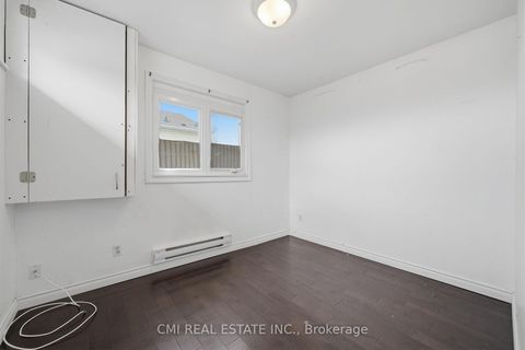 Photo 15 at 795 Third Avenue, Historic Lakeshore Communities, Georgina