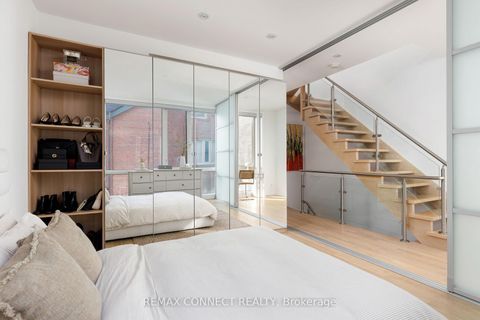 Photo 18 at TH3 - 126 Spadina Road, Annex, Toronto