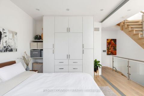 Photo 24 at TH3 - 126 Spadina Road, Annex, Toronto