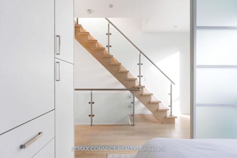 Photo 25 at TH3 - 126 Spadina Road, Annex, Toronto