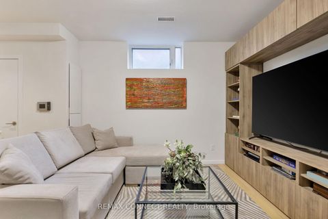 Photo 29 at TH3 - 126 Spadina Road, Annex, Toronto