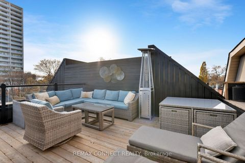 Photo 35 at TH3 - 126 Spadina Road, Annex, Toronto