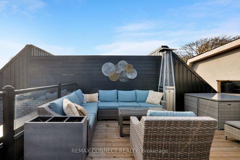 Photo 36 at TH3 - 126 Spadina Road, Annex, Toronto