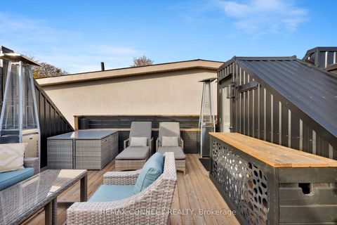 Photo 39 at TH3 - 126 Spadina Road, Annex, Toronto