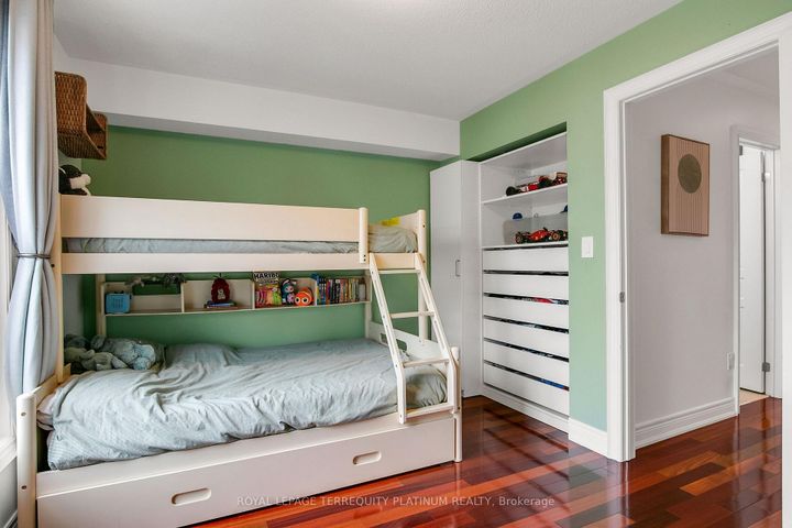 Photo 15 at 22 Fairhead Mews, Danforth, Toronto