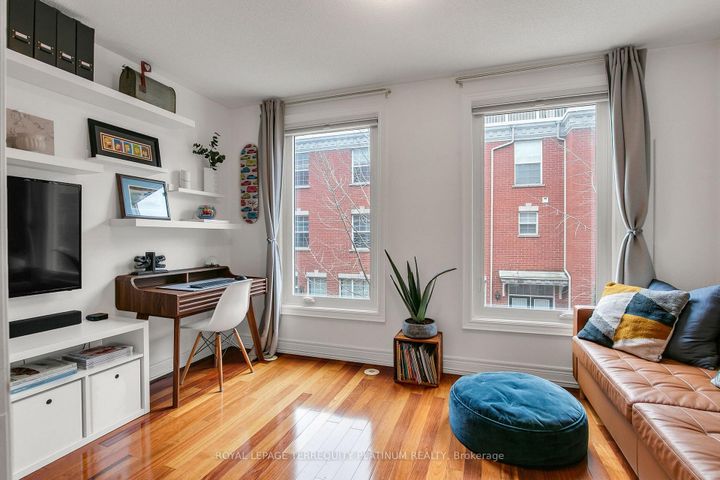 Photo 16 at 22 Fairhead Mews, Danforth, Toronto