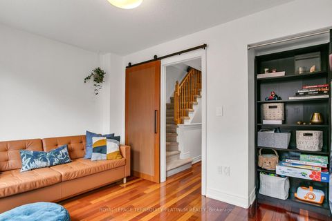 Photo 18 at 22 Fairhead Mews, Danforth, Toronto