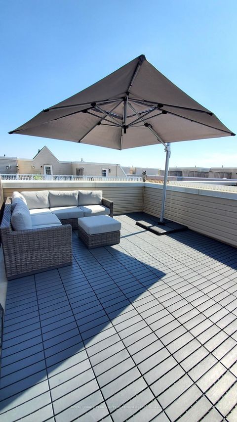 Photo 20 at 22 Fairhead Mews, Danforth, Toronto