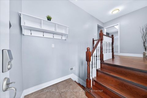 Photo 4 at 130 Rangoon Road, West Deane, Toronto