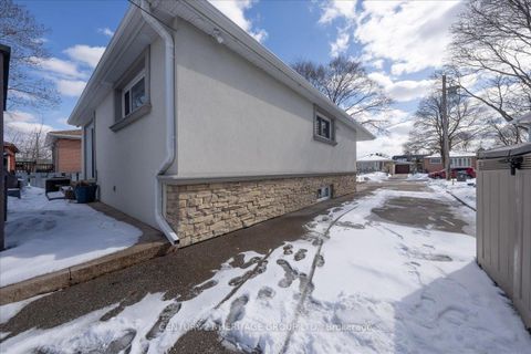 Photo 37 at 130 Rangoon Road, West Deane, Toronto