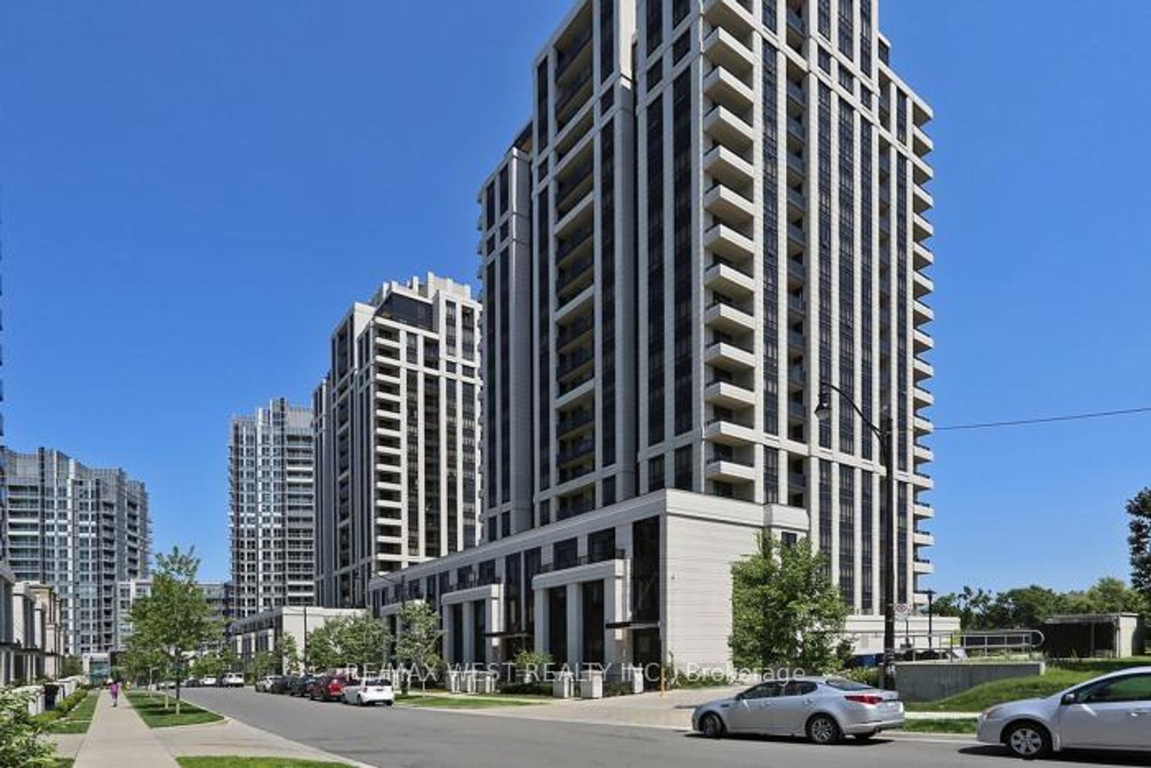 312 - 100 Harrison Garden Boulevard, Willowdale East, Toronto photo number 2