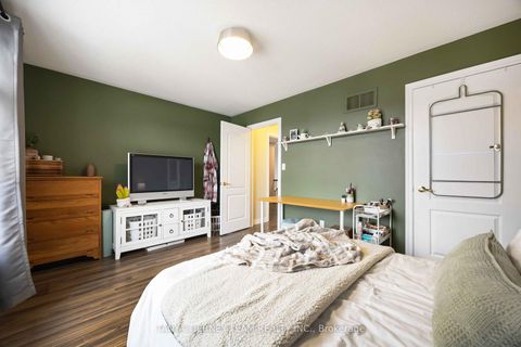 Photo 33 at 140 Vipond Road, Brooklin, Whitby