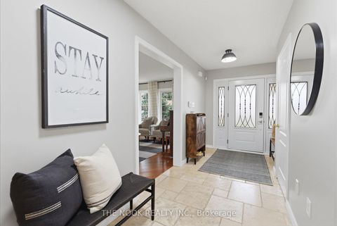 Photo 6 at 22 Selkirk Drive, Brooklin, Whitby