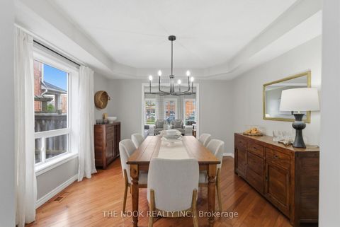 Photo 11 at 22 Selkirk Drive, Brooklin, Whitby