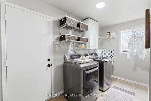 Photo 23 at 22 Selkirk Drive, Brooklin, Whitby