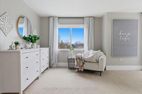 Photo 27 at 22 Selkirk Drive, Brooklin, Whitby