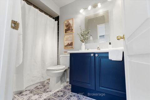 Photo 35 at 22 Selkirk Drive, Brooklin, Whitby