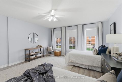 Photo 38 at 22 Selkirk Drive, Brooklin, Whitby